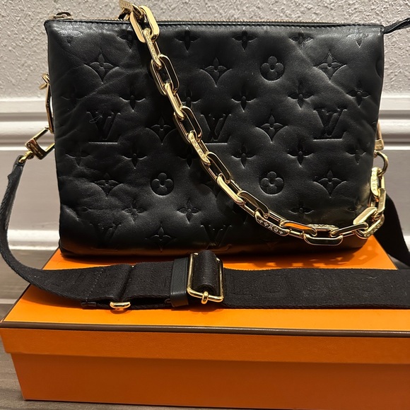 Authentic gently used Louis Vuitton cushion PM Crossbody handbag - Picture 8 of 9